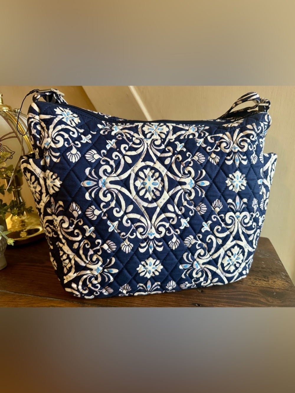Vera Bradley Large On the Go Crossbody – Steel Blue Medallion (NWT) - Picture 7 of 11